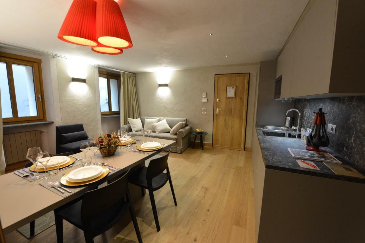 Le Reve Charmant Apartments - Via Sant'Orso,2 Aosta Exterior foto